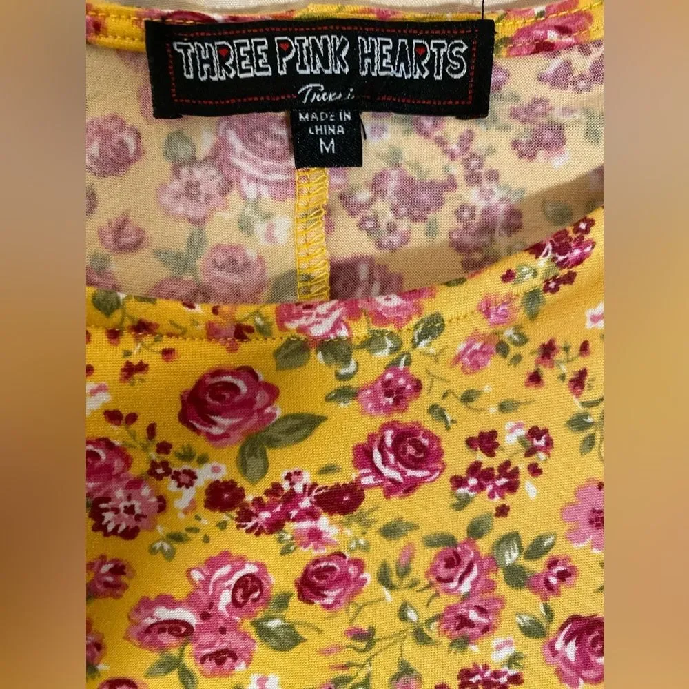 NWT 3 Pink Hearts Girls Dress Size Medium With Matching Scrunchies